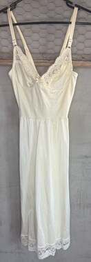 Vintage Vassarette Nightgown Size 32B Ivory Lace Trim Nylon Slip Dress